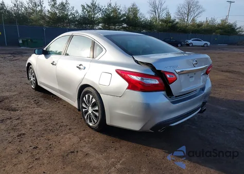 2017 Nissan Altima 2.5 S z USA, uszkodzony, nr VIN 1N4AL3AP5HN344548